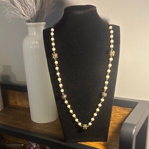 Perch vintage Pearl and brass necklace.  Shows no wear.